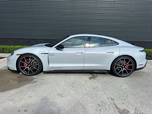 Used 2026 Porsche Taycan 4S image 2