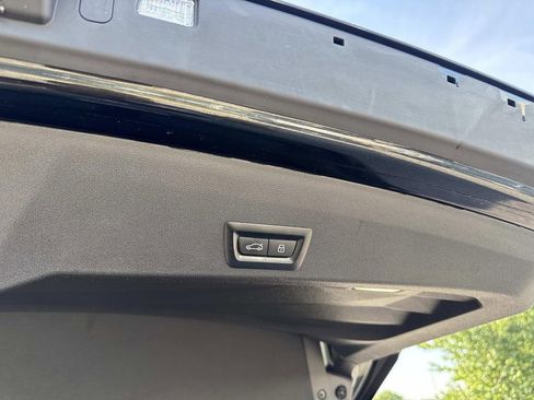 Used 2023 BMW XM AWD/4WD image 35