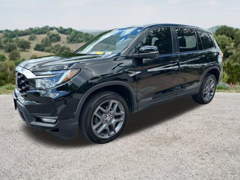 Used 2023 Honda Passport EX-L image 3