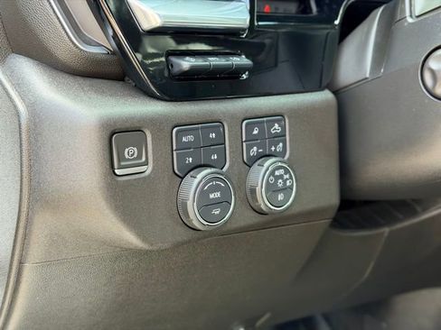 Certified 2023 Chevrolet Silverado 1500 LTZ image 8