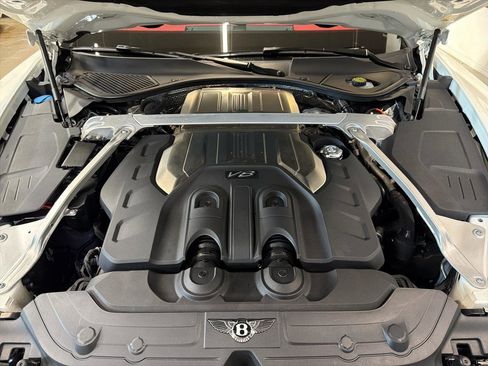 Used 2020 Bentley Continental GT V8 AWD/4WD image 27