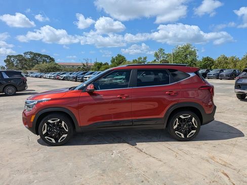 Certified 2024 Kia Seltos SX image 5