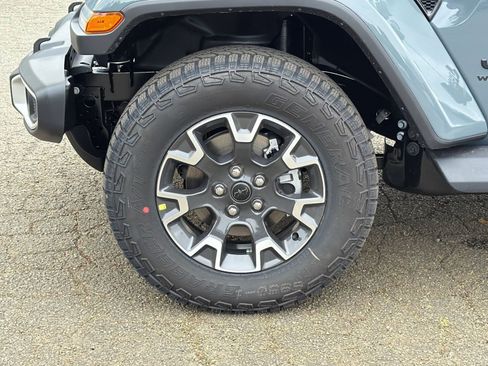 New 2026 Jeep Wrangler Unlimited Sahara AWD/4WD image 12