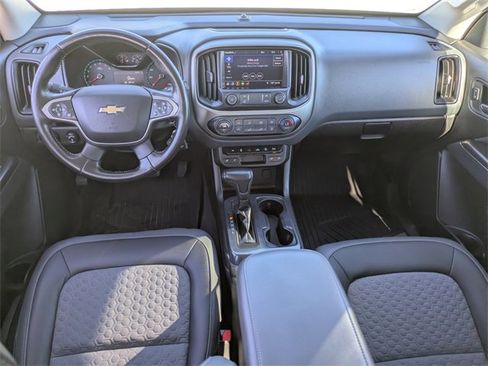 Used 2020 Chevrolet Colorado Z71 image 16