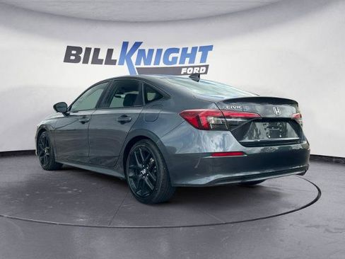Used 2025 Honda Civic Sport image 3
