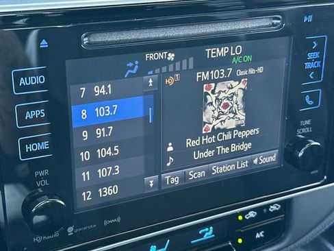 Used 2017 Toyota Corolla SE w/ Carpet Mat Package (TMS) image 16