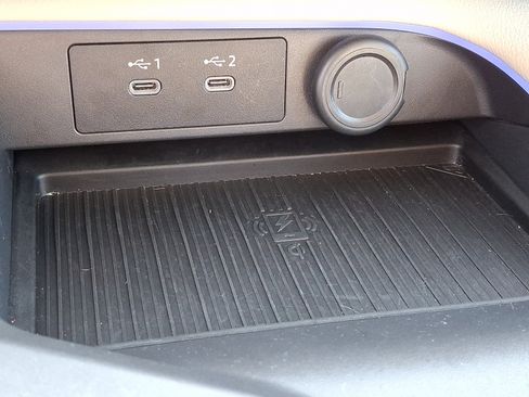 Used 2026 Nissan Sentra SL w/ Floor Mat Package FWD image 22