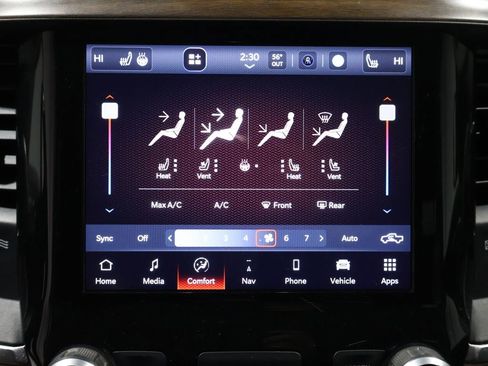 Used 2022 RAM 1500 Laramie image 30