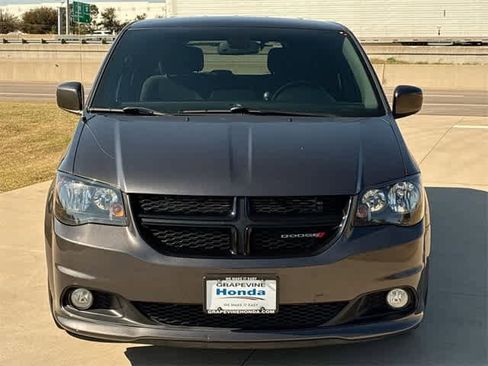 Used 2019 Dodge Grand Caravan SE image 7