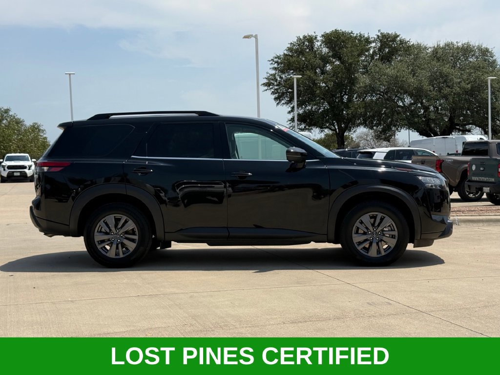 Used 2024 Nissan Pathfinder SV FWD image 5