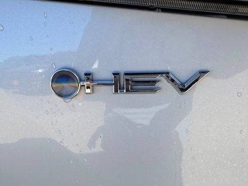 Used 2026 Toyota Highlander Platinum AWD/4WD image 14