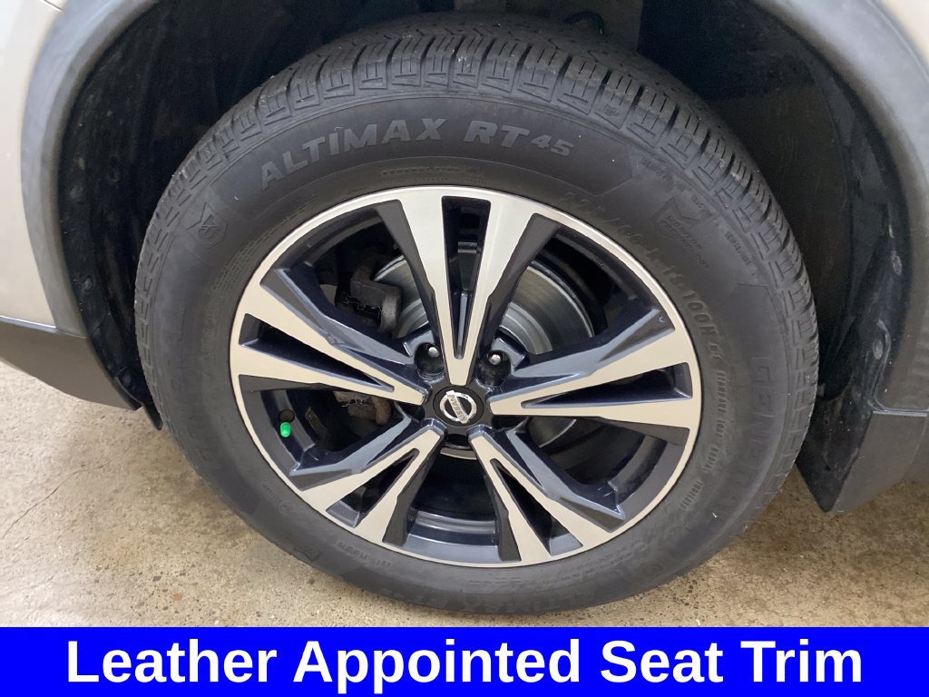 Used 2017 Nissan Rogue SL AWD/4WD image 15