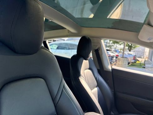 Used 2018 Tesla Model 3 Long Range AWD/4WD image 10