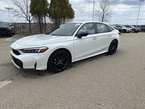 Used 2025 Honda Civic Sport image 7