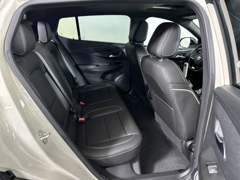 Used 2026 Buick Envista Sport Touring w/ Studio Series image 27