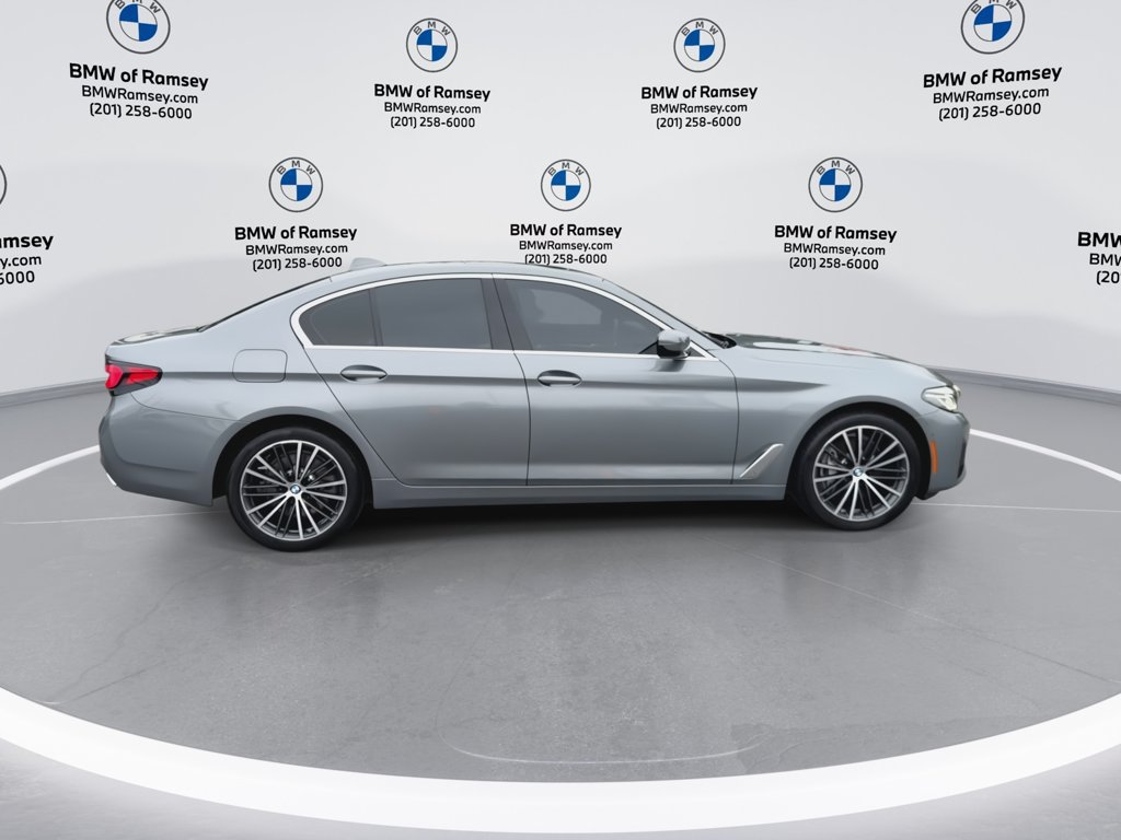 Used 2023 BMW 540i xDrive AWD/4WD image 9