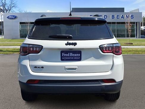 Used 2019 Jeep Compass Latitude AWD/4WD image 6