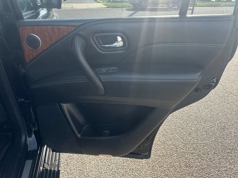 Used 2019 INFINITI QX80 Luxe AWD/4WD image 25