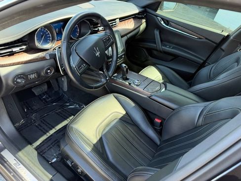 Used 2018 Maserati Quattroporte S Q4 AWD/4WD image 2