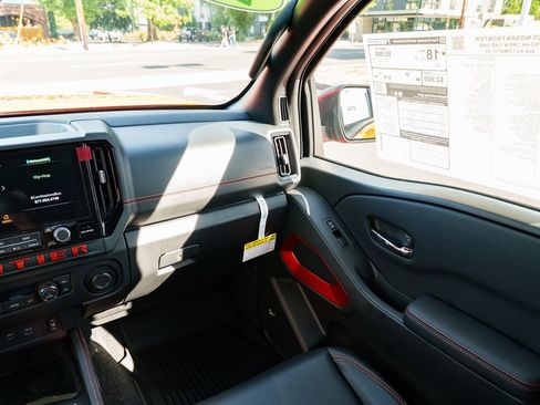 New 2025 Nissan Frontier PRO-4X w/ Pro Premium Package image 10