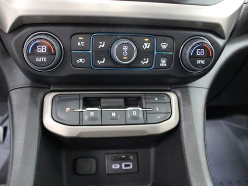 Used 2023 GMC Acadia Denali w/ Black Diamond Edition AWD/4WD image 33
