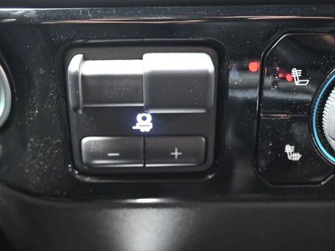 Used 2025 Chevrolet Silverado 1500 RST w/ LPO, Liner Protection Package image 27