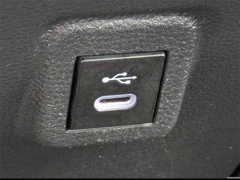 Used 2023 Toyota Corolla LE image 17