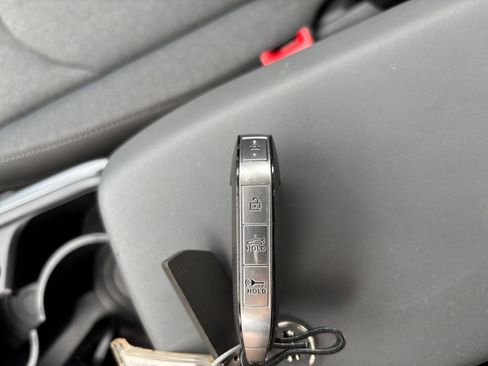 Used 2025 Kia K4 LXS FWD image 22