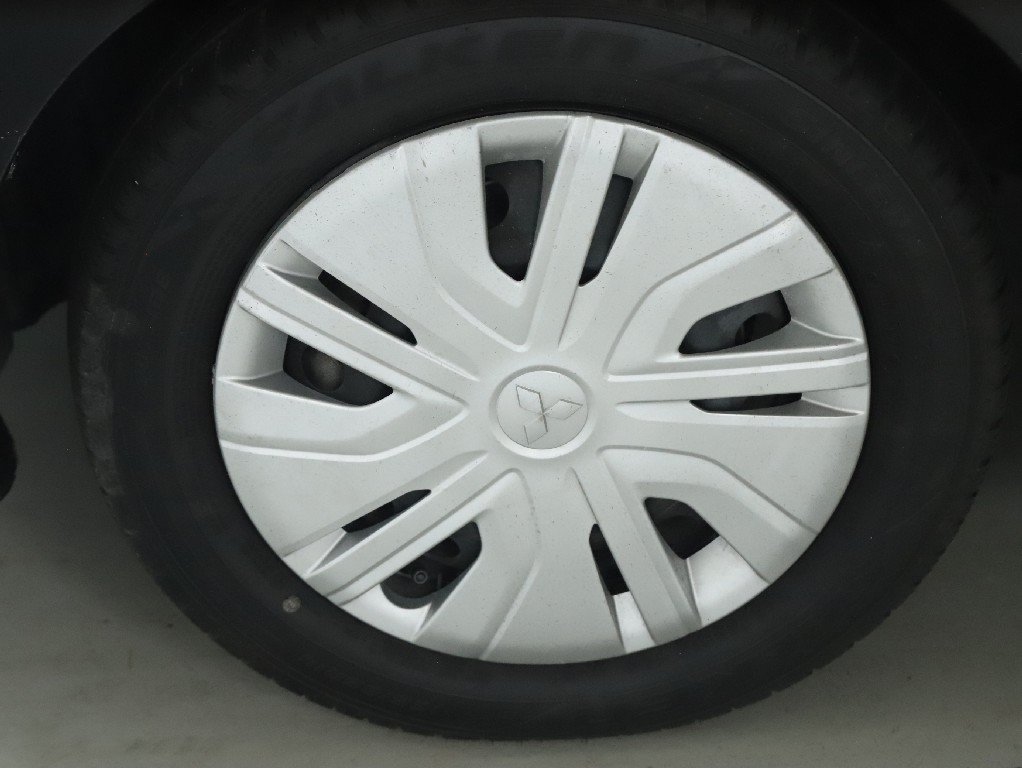 Used 2024 Mitsubishi Mirage FWD image 35