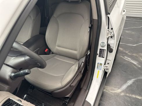 Used 2015 Hyundai Tucson GLS image 14