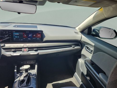 Used 2025 Kia K4 EX FWD image 9