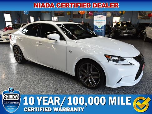 Used 2016 Lexus IS 300 F Sport image 1