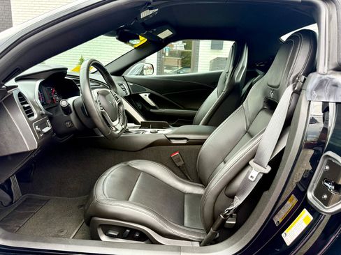Used 2019 Chevrolet Corvette Z06 image 22