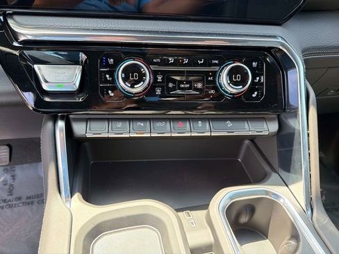 New 2026 GMC Sierra 2500 Denali w/ Denali Reserve Package AWD/4WD image 25