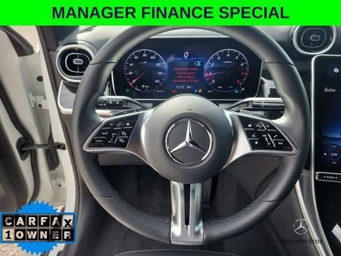 Used 2025 Mercedes-Benz GLC 300 4MATIC image 26