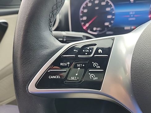 Used 2024 Mercedes-Benz C 300 Sedan image 31