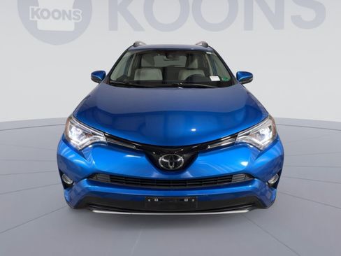 Used 2018 Toyota RAV4 Limited image 4