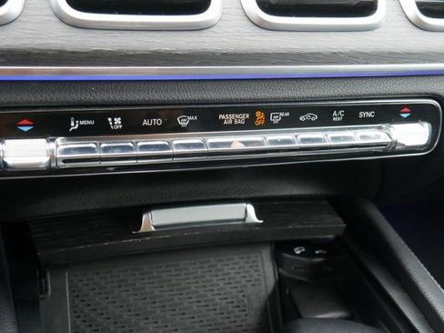 Used 2020 Mercedes-Benz GLS 450 4MATIC image 22