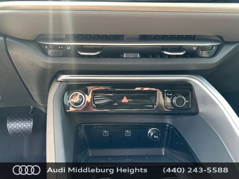 New 2026 Audi Q5 Premium Plus image 16