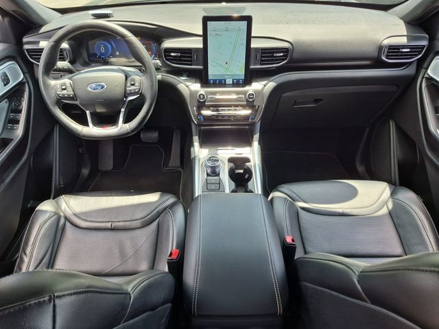 Used 2020 Ford Explorer ST w/ Premium Technology Package AWD/4WD image 23