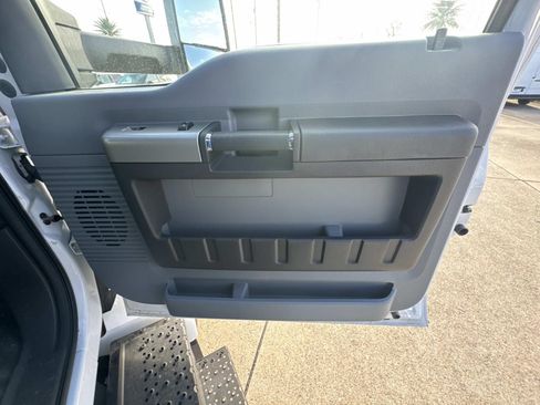 Used 2025 Ford F650 2WD Regular Cab Super Duty image 16