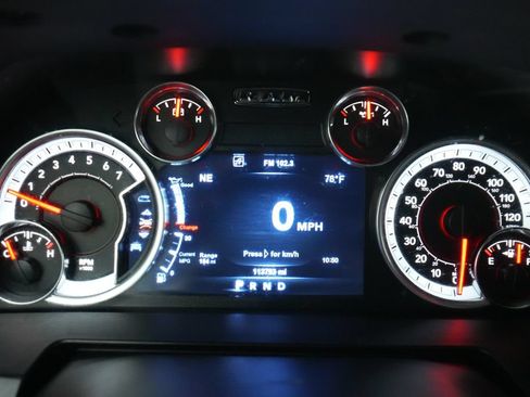 Used 2017 RAM 1500 Laramie AWD/4WD image 39