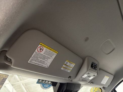 Used 2024 Ford Transit 350 XL RWD image 9