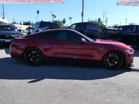 Used 2020 Ford Mustang Shelby GT500 w/ Technology Package image 3