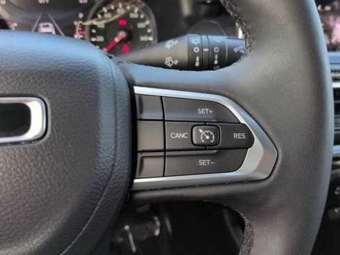 Used 2025 Jeep Compass Latitude w/ Altitude Special Edition AWD/4WD image 23