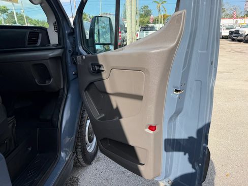 Used 2020 Ford Transit 250 148 High Roof Extended RWD image 15