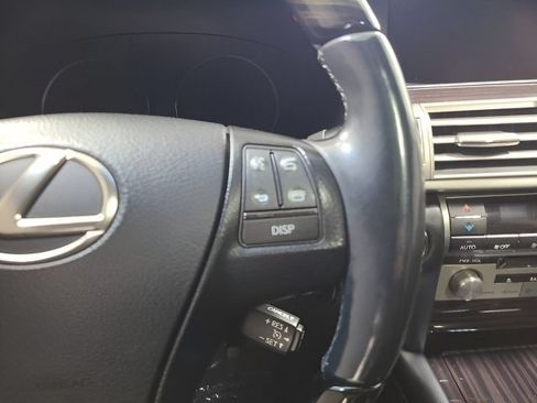 Used 2016 Lexus LS 460 AWD w/ Comfort Package image 27