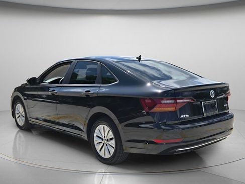 Used 2019 Volkswagen Jetta S w/ Driver Assistance Package FWD image 8