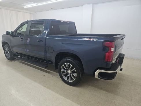 Used 2022 Chevrolet Silverado 1500 LT AWD/4WD image 17