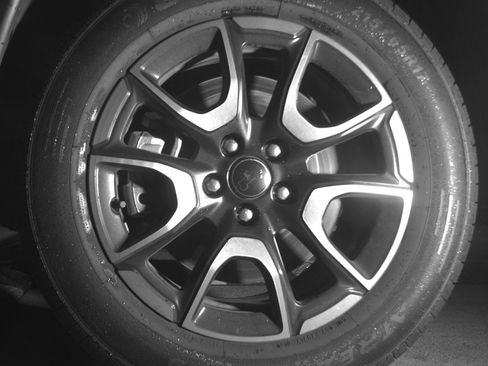 Used 2025 Jeep Compass Trailhawk AWD/4WD image 12